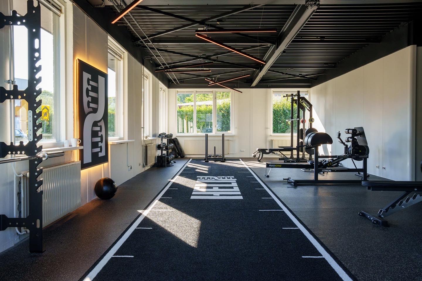 black roof gym