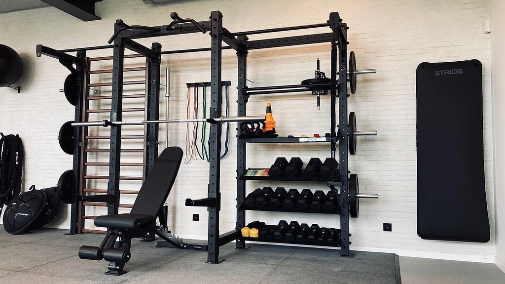 Home training rig with storage (1 station; to be drilled in floor)